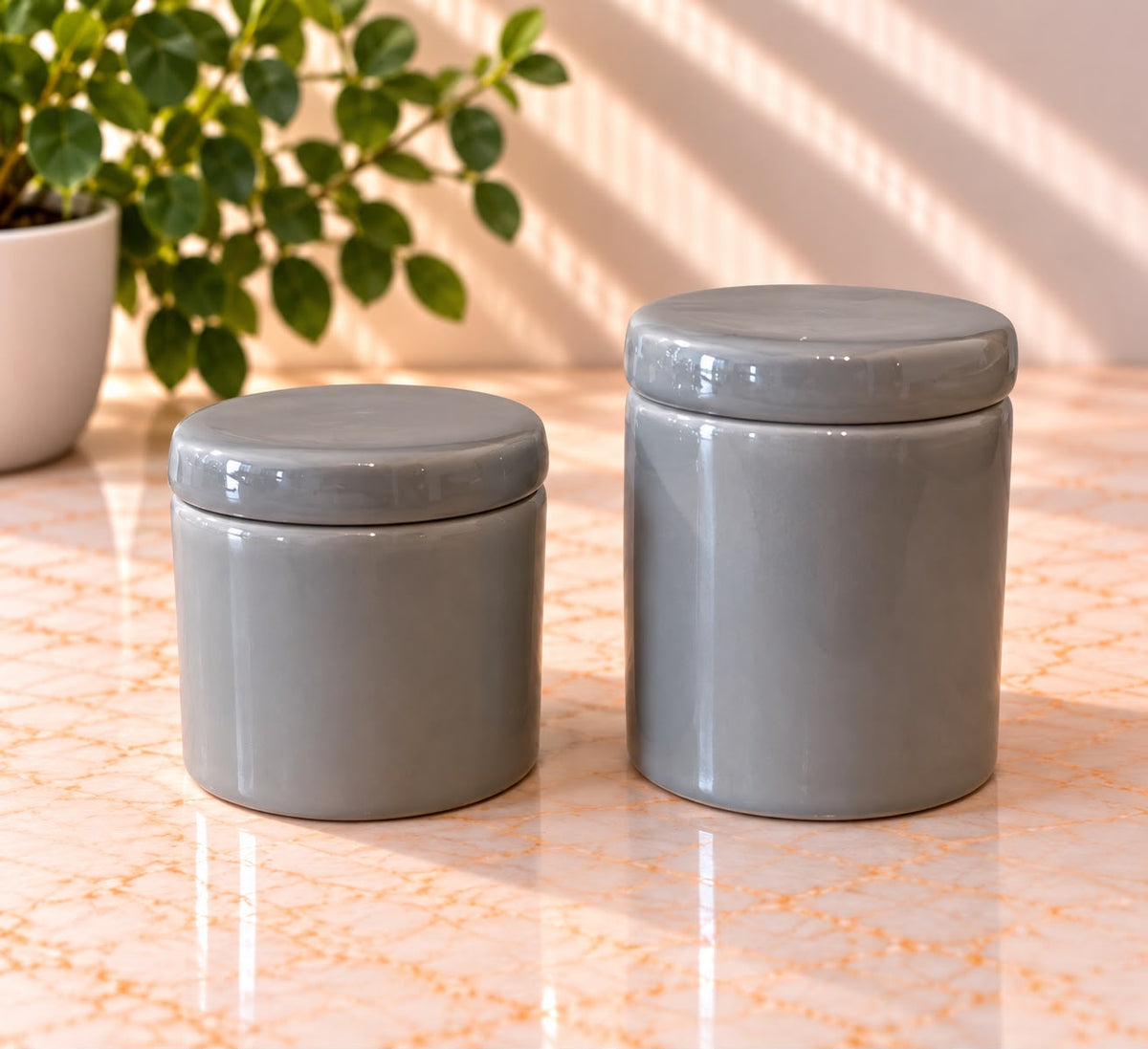 Pote Decorativo Cinza com Tampa Cerâmica