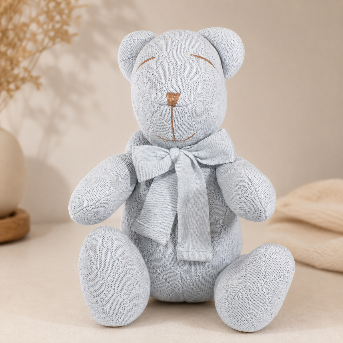 Urso Decorativo Nino em Trico - Azul Dream - 79083263019910 - Imagem 1