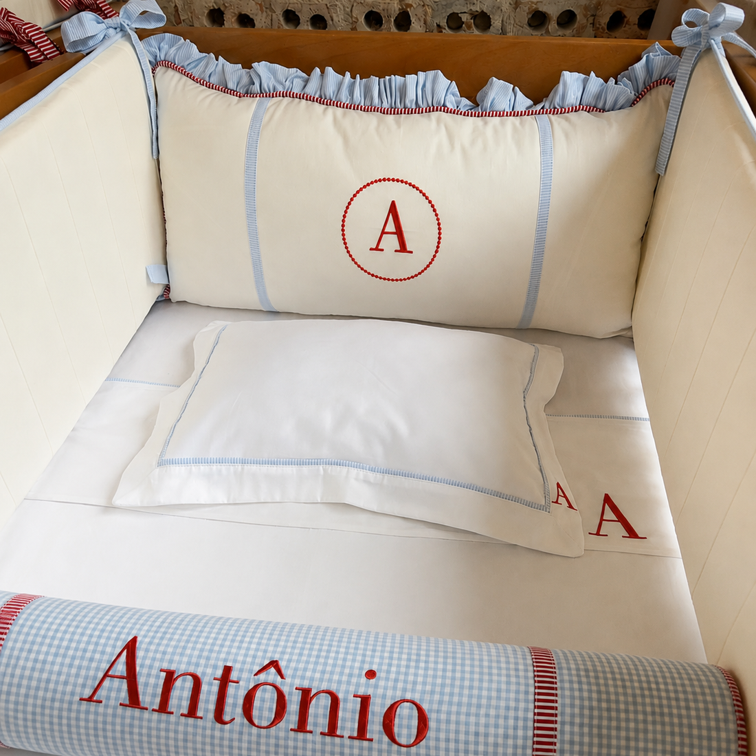 Kit Berço 4 Peças em Sarja Off White - Coleção Fiore Rosso Blue - 79083263017039 - Imagem 1