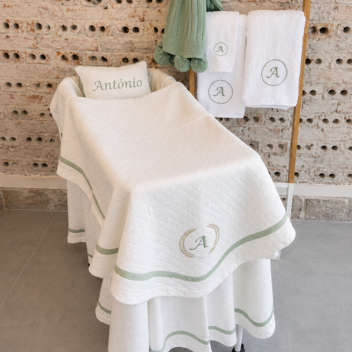 Kit Bercinho Maternidade 4 peças em Malha Matelasse- Verde - 79083263020572 - Imagem 1