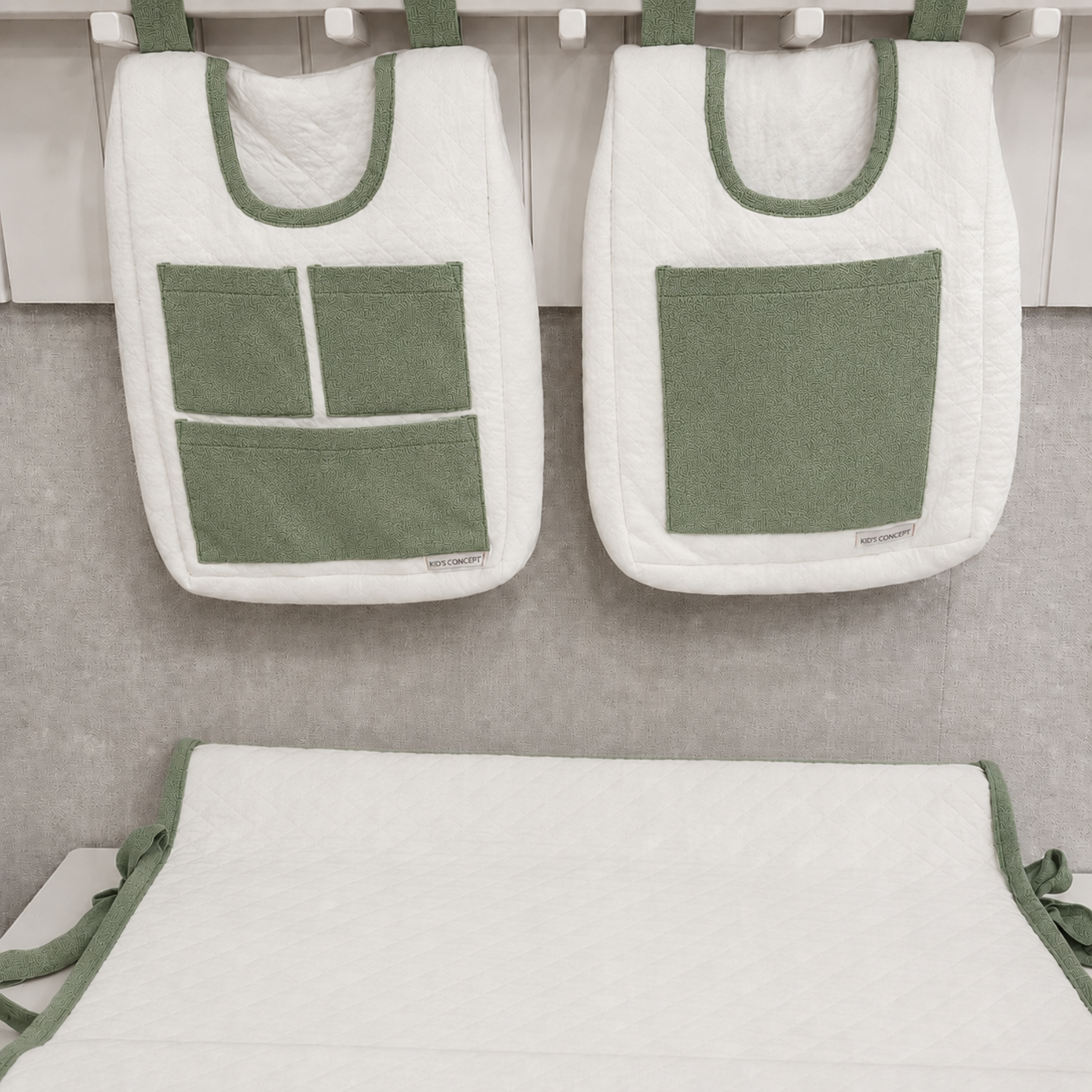 Porta Fraldas em Malha Matelasse - Coleção Basic Verde Plantação