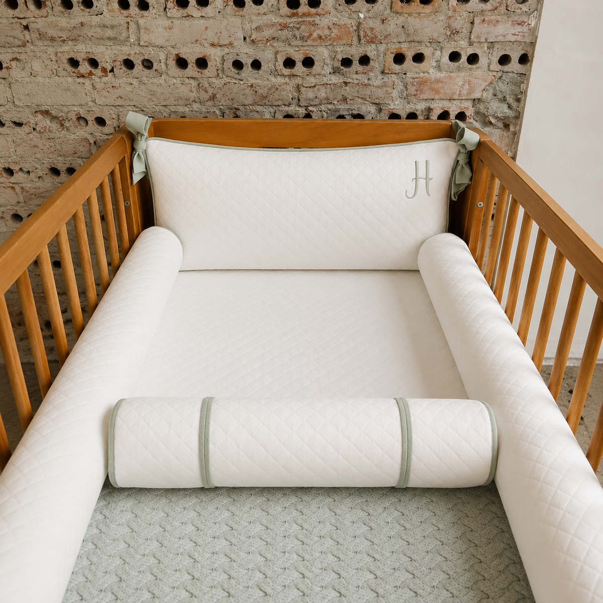 Kit Berço 5 Peças Malha Matelassada Off White - Coleção Basic Inicial Verde Plantação - 79083263018128 - Imagem 1