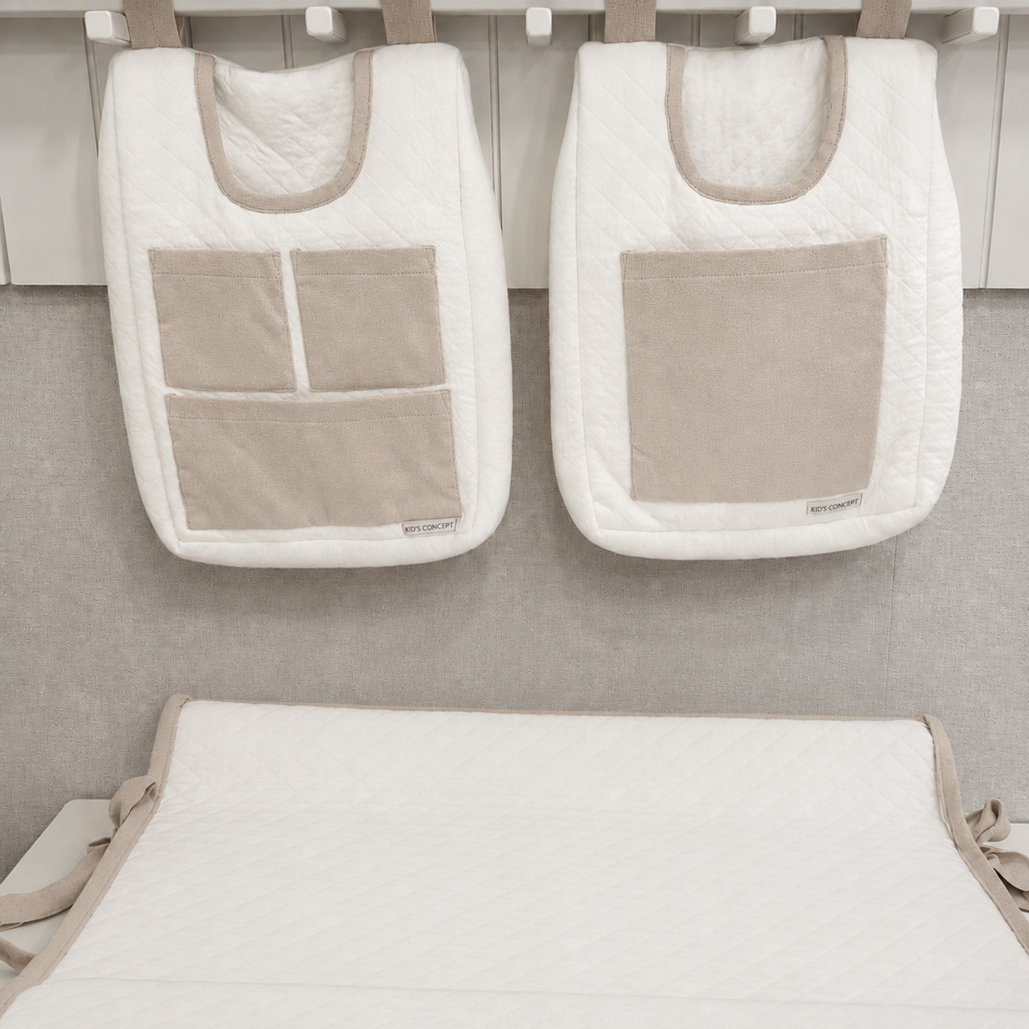 Porta Fraldas em Malha Matelasse - Coleção Basic Bege Nuvem