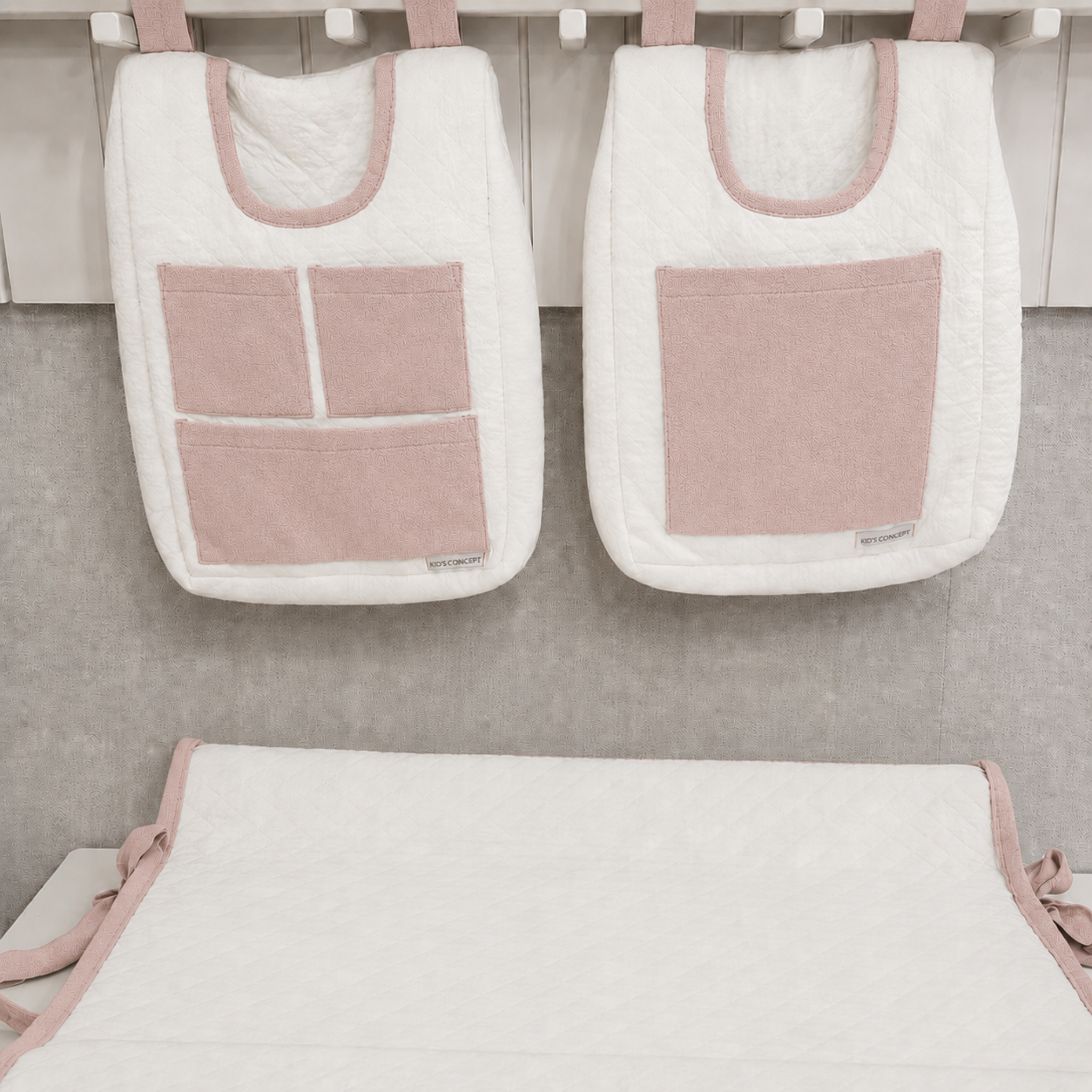 Porta Fraldas em Malha Matelasse - Coleção Basic Rosê Una