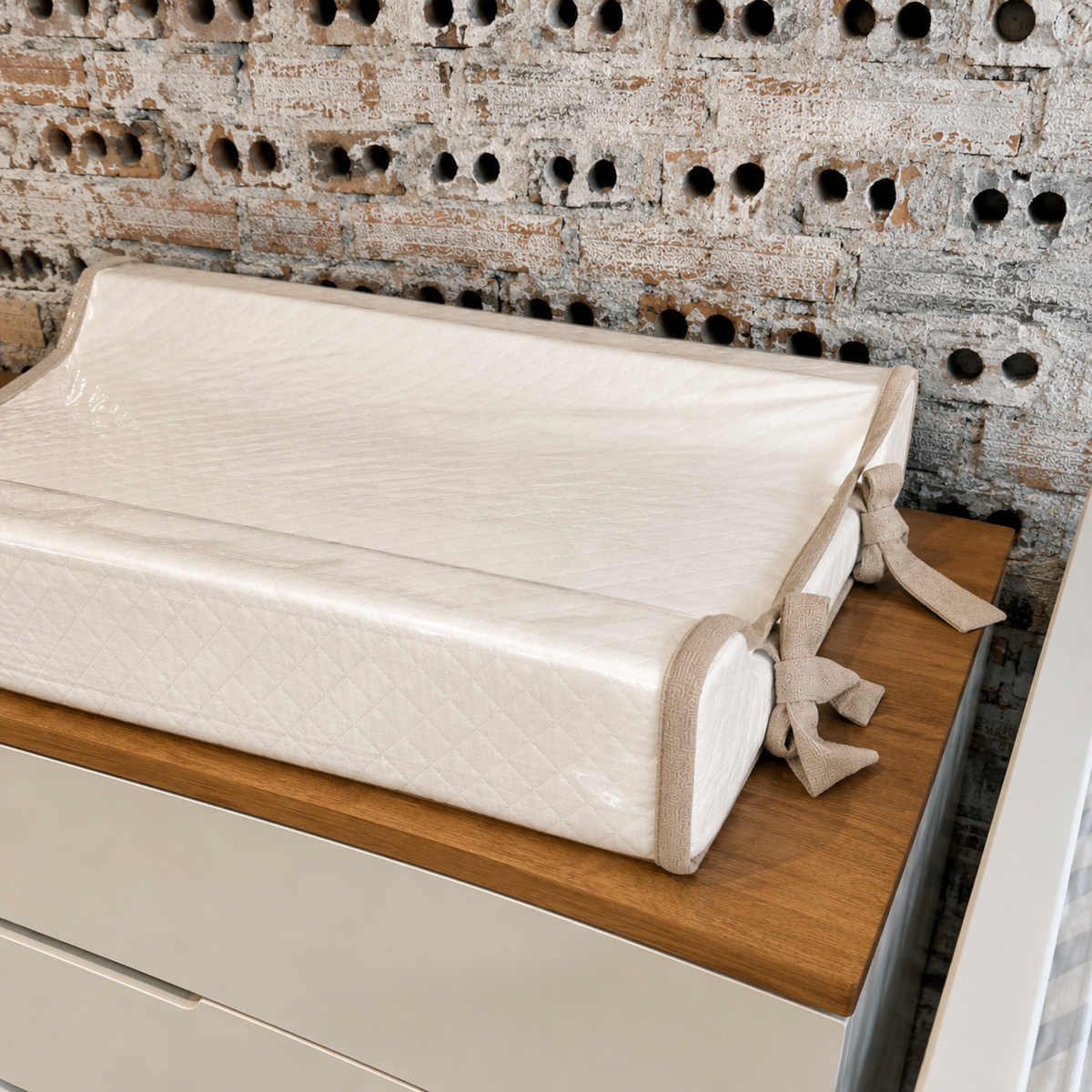 Trocador Americano em Malha Matelassada Off White - Coleção Basic Bege Nuvem - 79083263017800 - Imagem 1